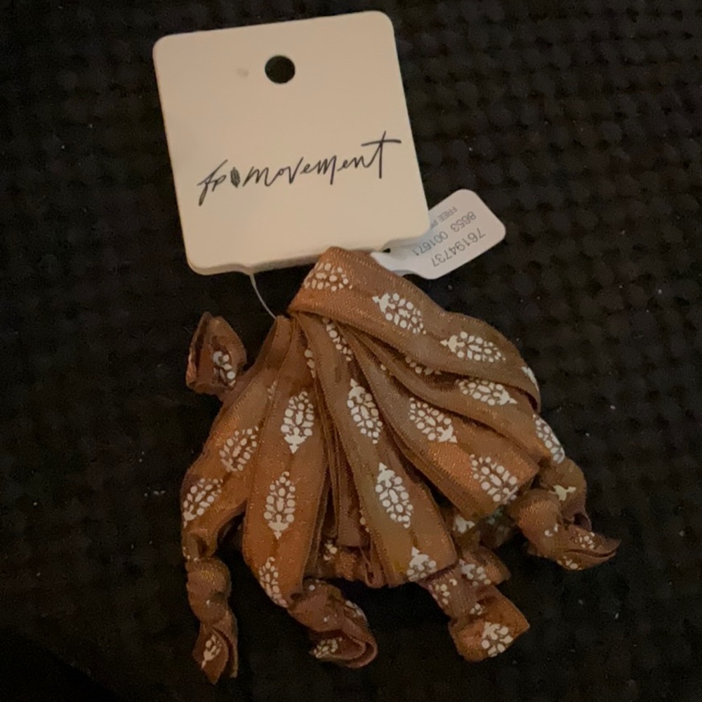 Free People Ready Set Go Hair Tie Pack - Picture 3 of 3